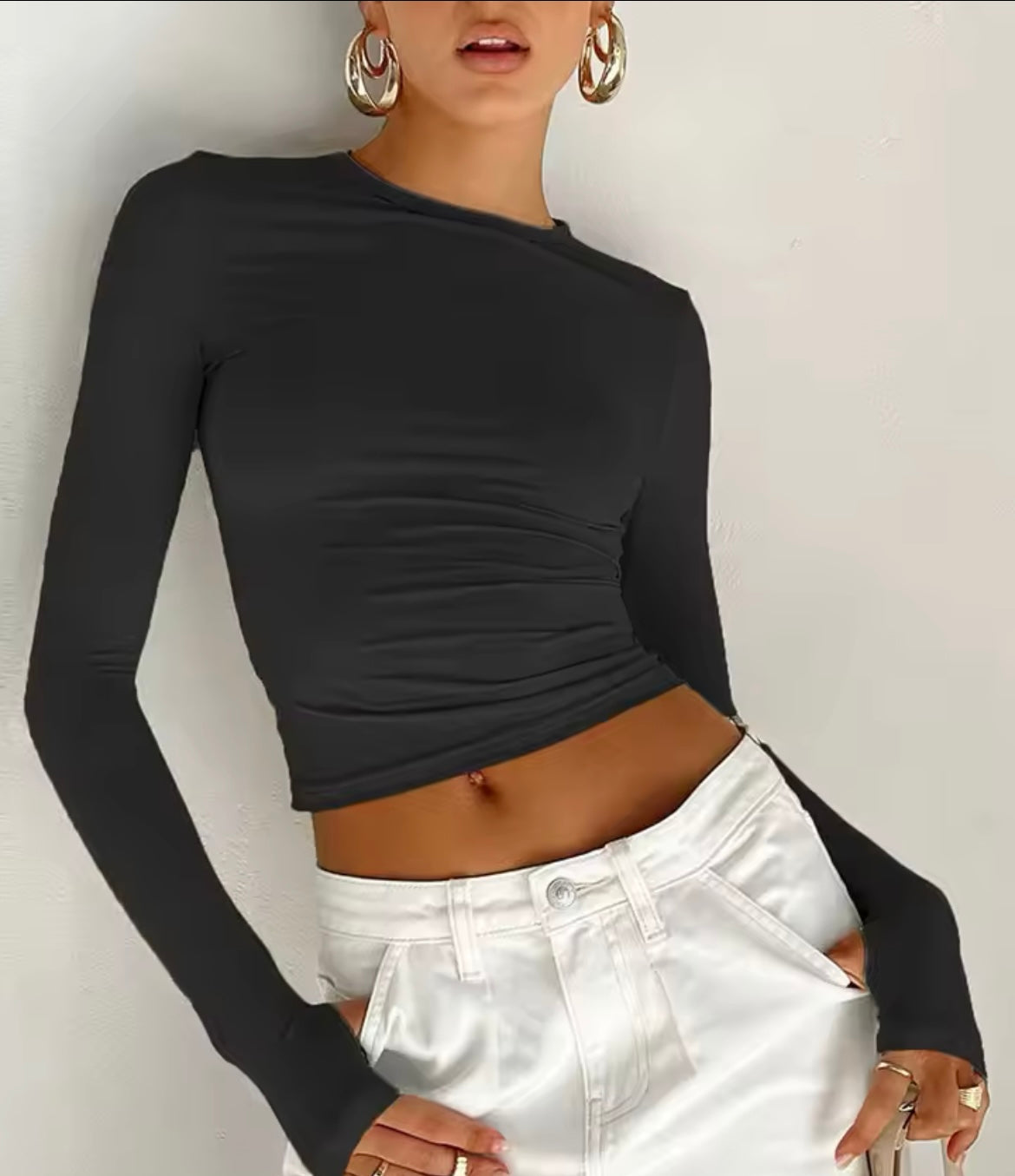 Plain long-sleeve crop top