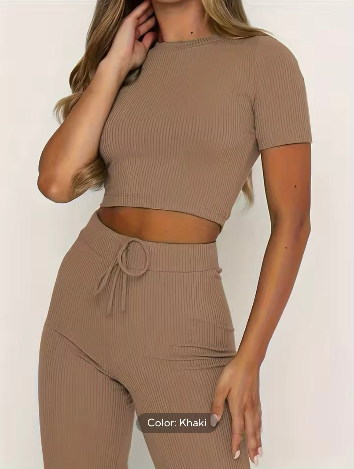 Slim 2-piece set with cropped top